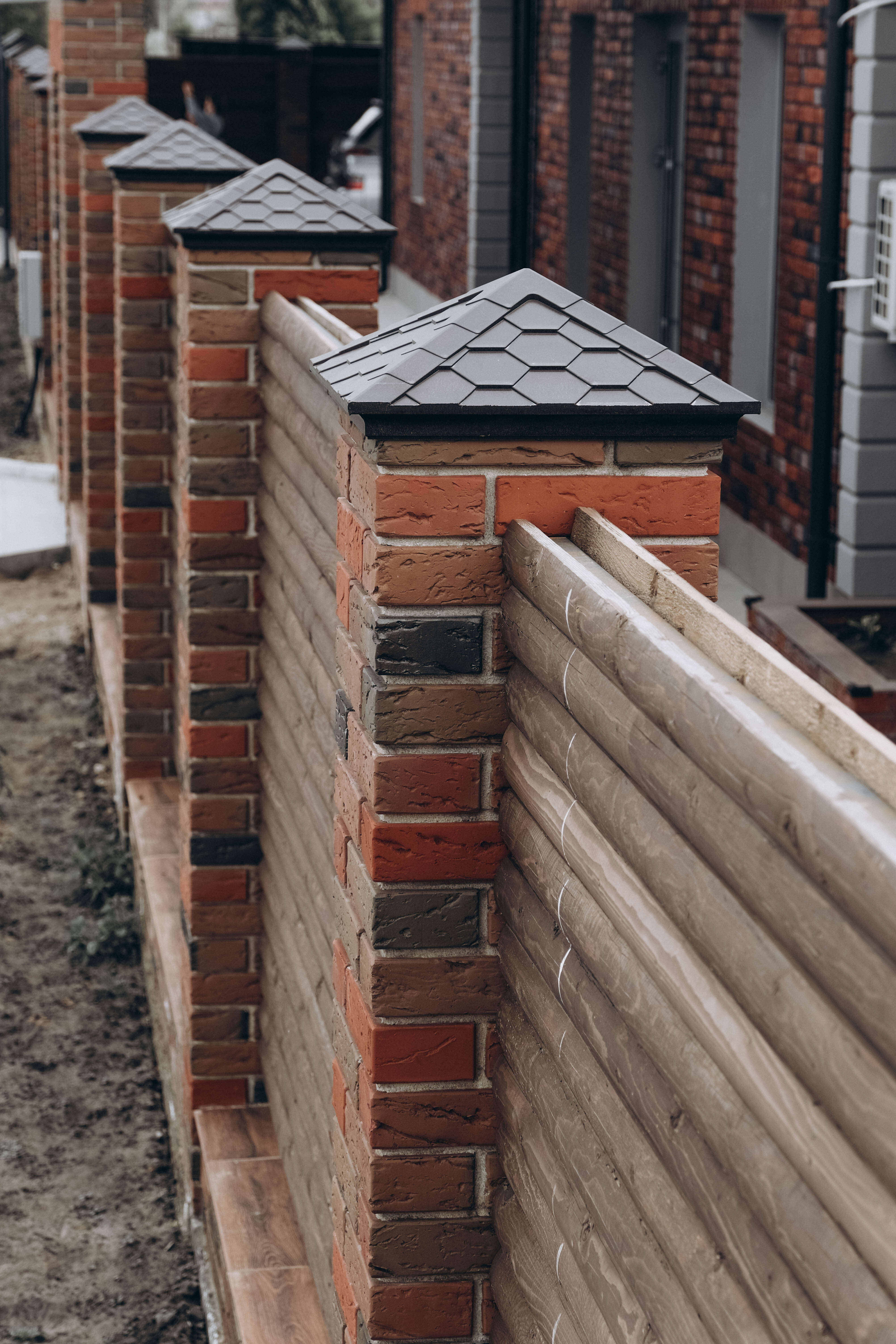 Колпак Zking Эверест Коричневый на столб 1.5х1.5 кирпича (390х390мм) в Тамбове фото